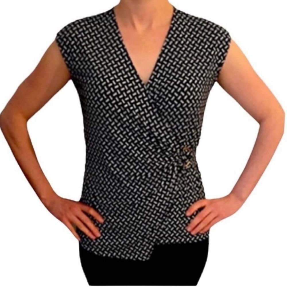 Jones New York Black & White V-Neck Blouse